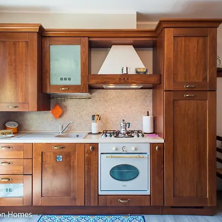 Italian Vacation Homes - Un Angolo Di Relax 2 Apartmán